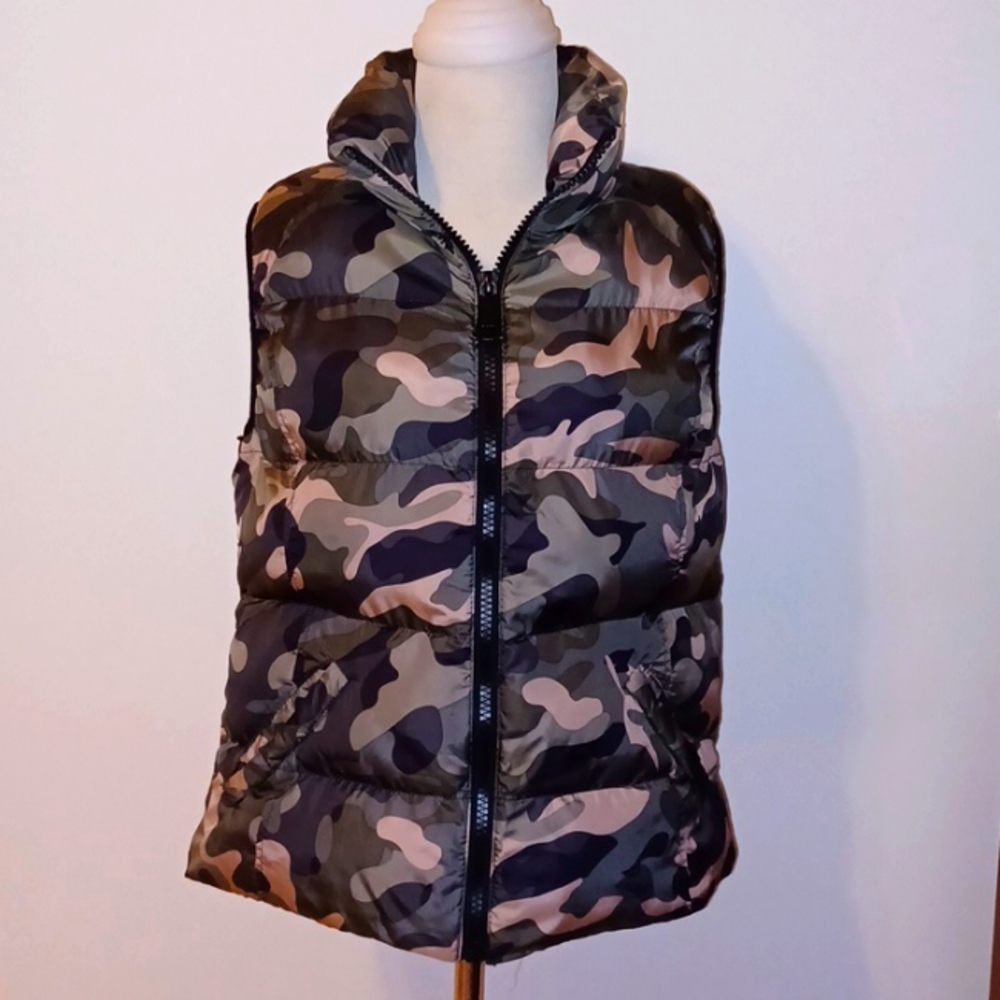 Cisono Camo Vest - Picture 1 of 11